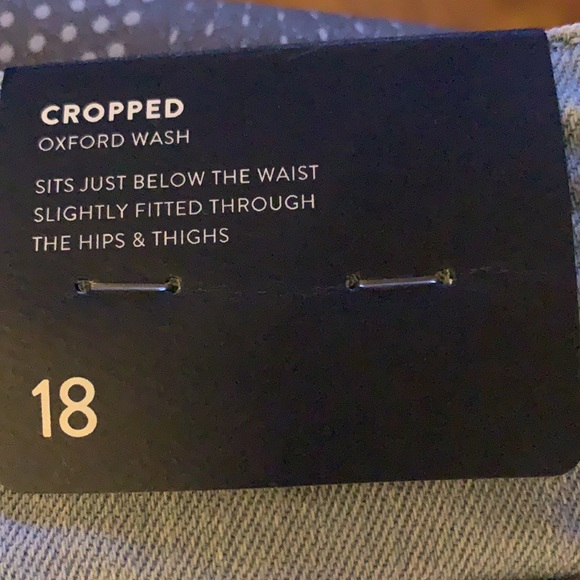 Cropped Jeans - Picture 5 of 9